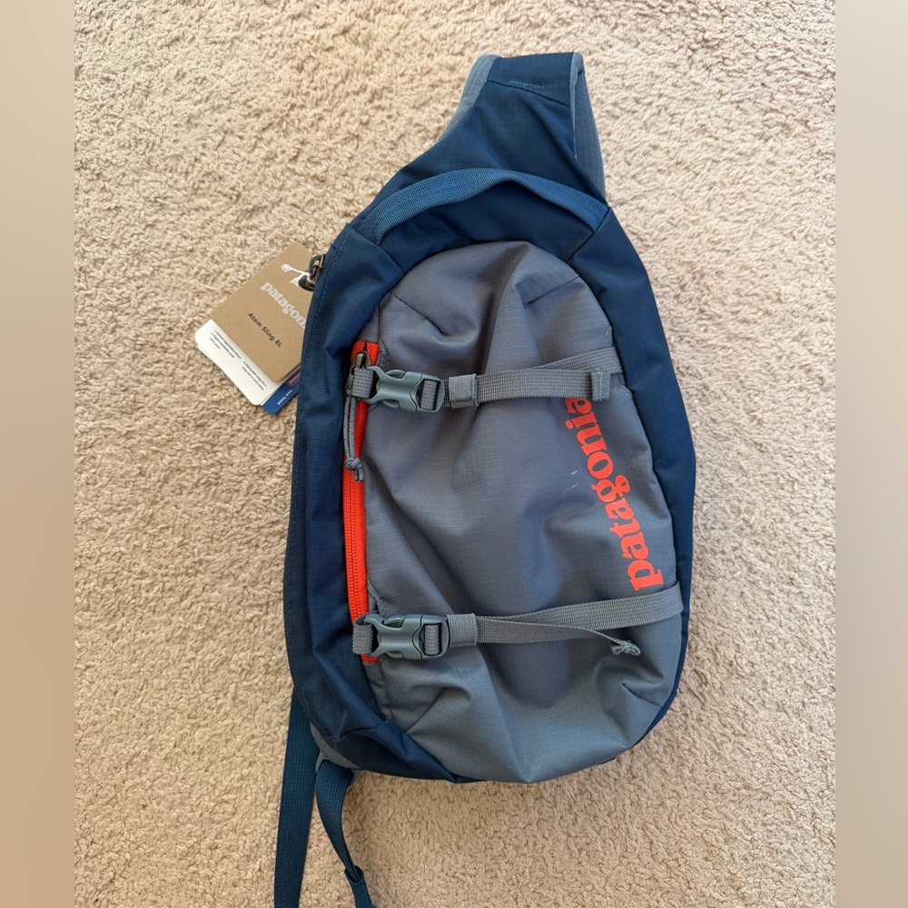 Patagonia Atom Sling 8L Gray Blue